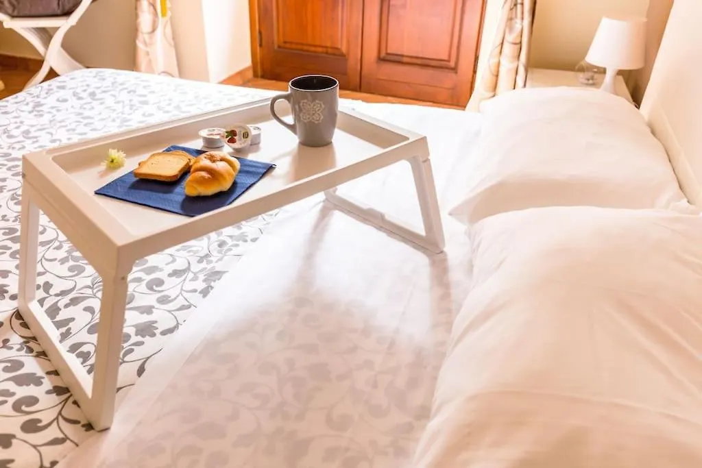 Appartamento The Chic House , Palermo Cir: 19082053C213726 Italia