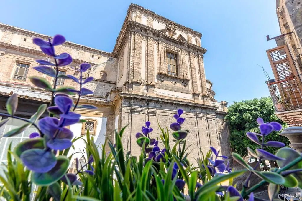 Appartamento The Chic House , Palermo Cir: 19082053C213726