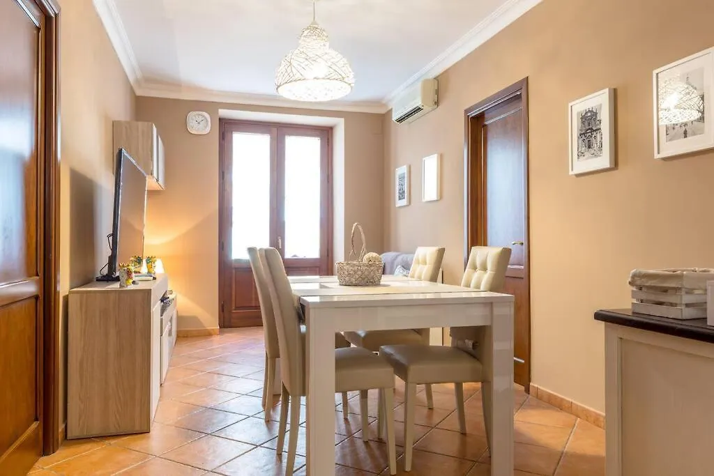 The Chic House , Palermo Cir: 19082053C213726 Apartment